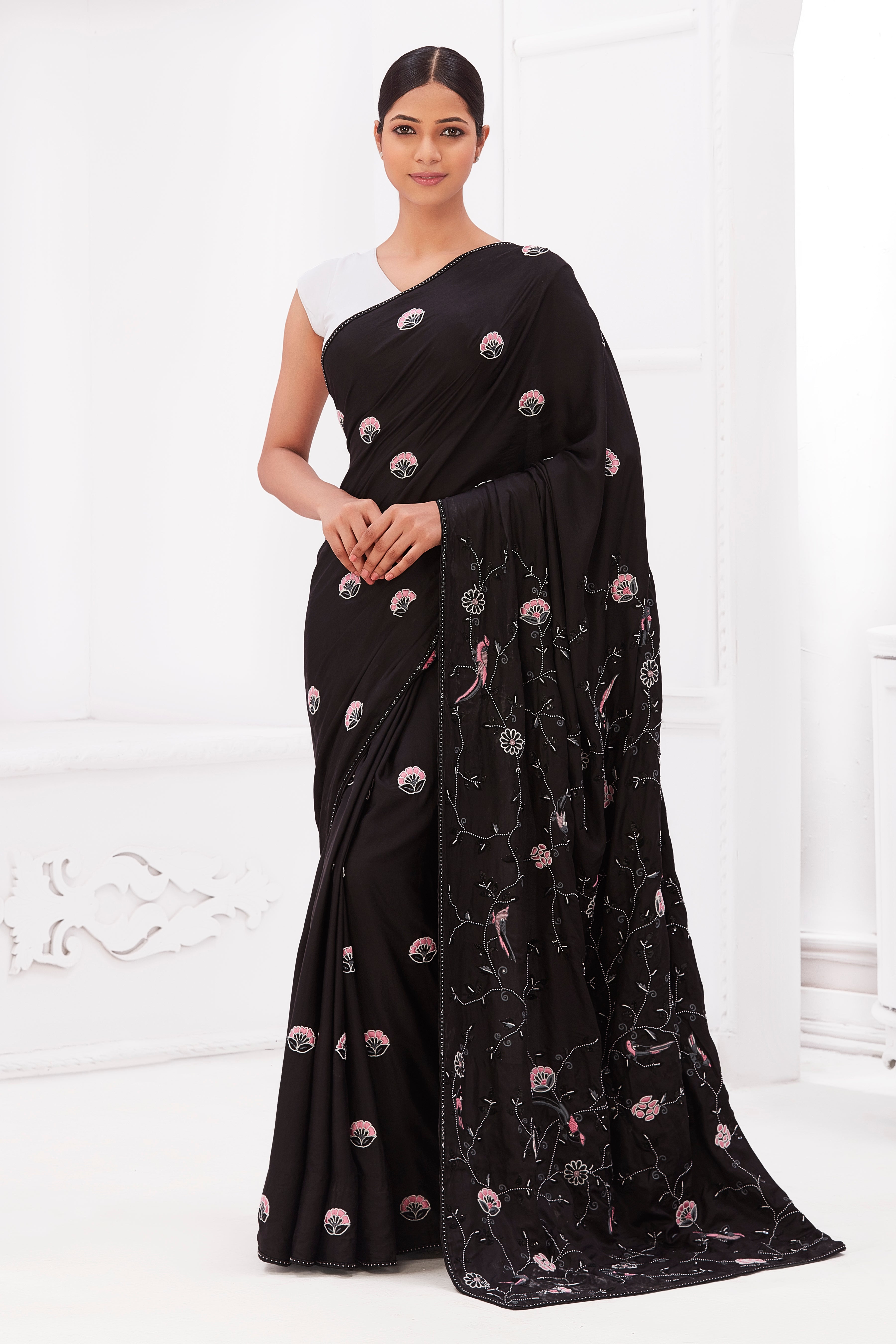 Dark & Dainty Devam