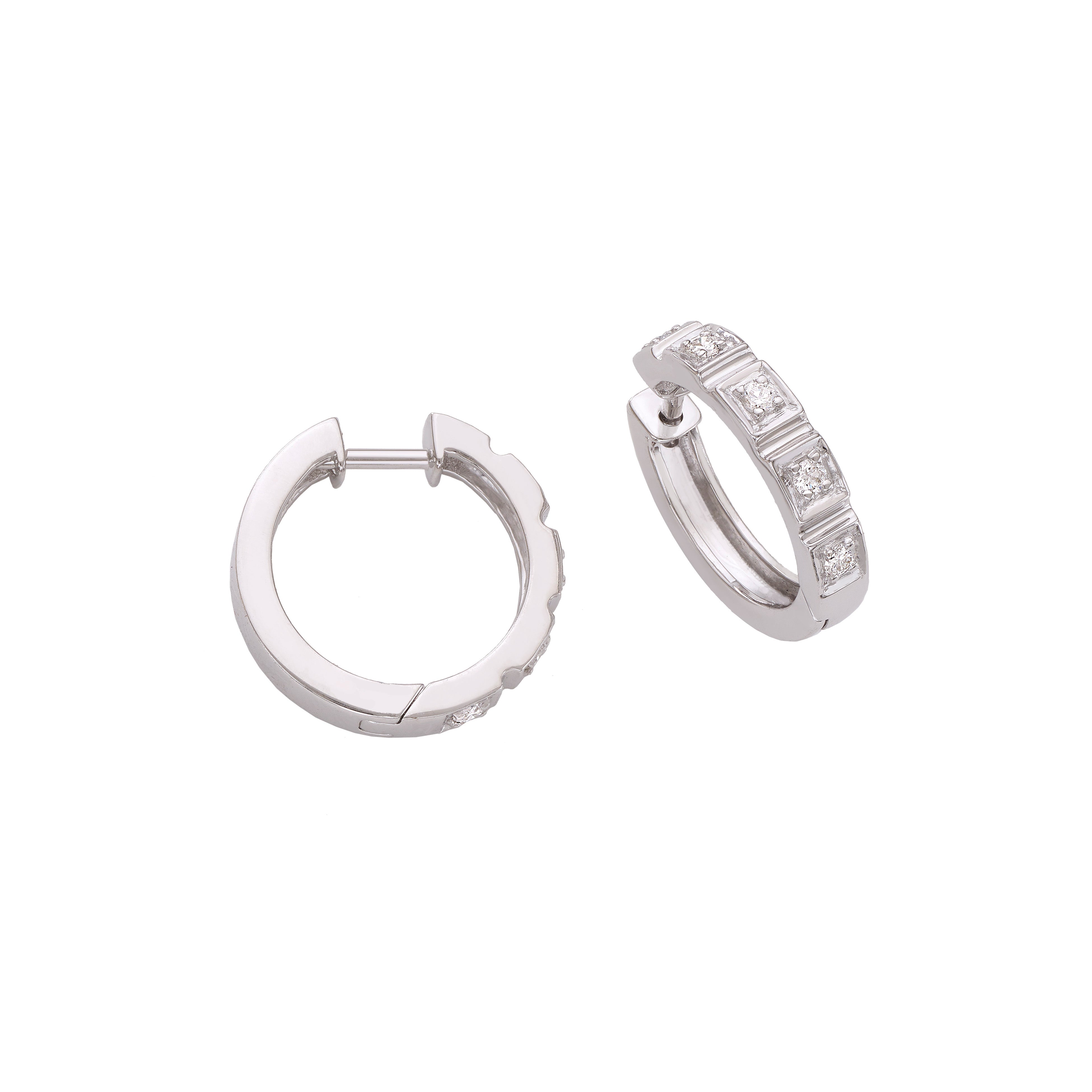 18k White Gold Hoop Earrings with White Round Diamonds