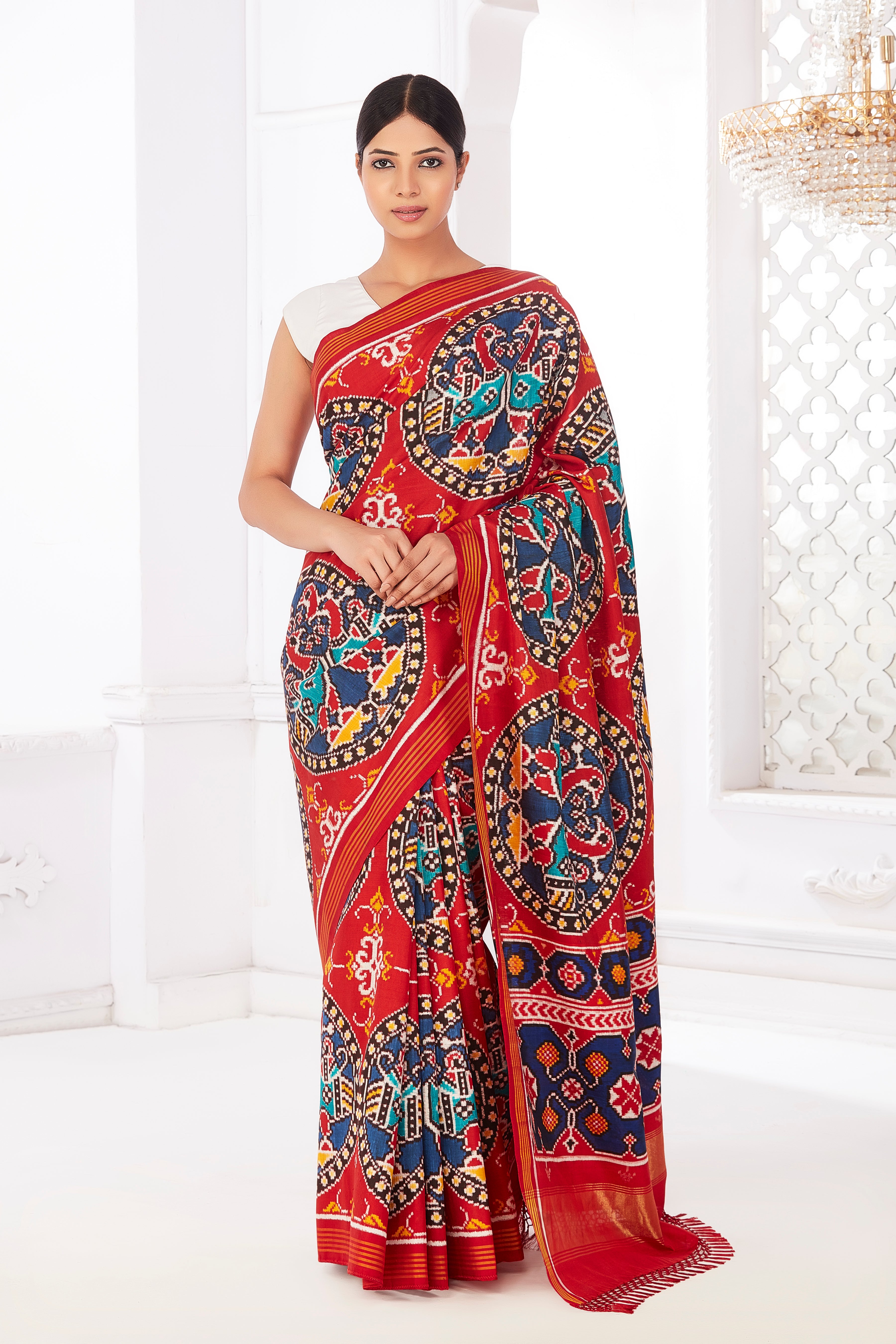 Heritage Peacock Elegance