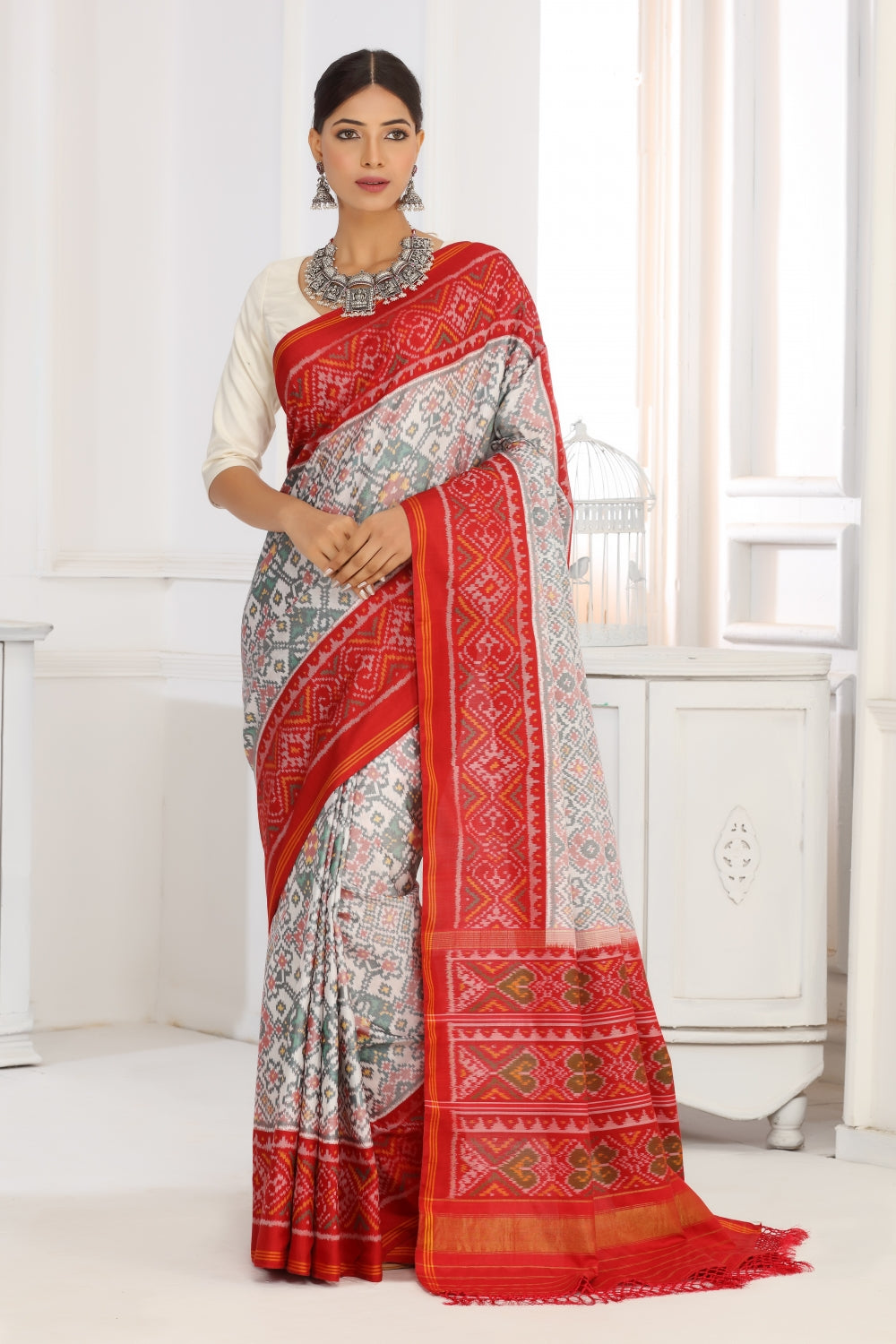 A Dash of Red, White & Green Devam