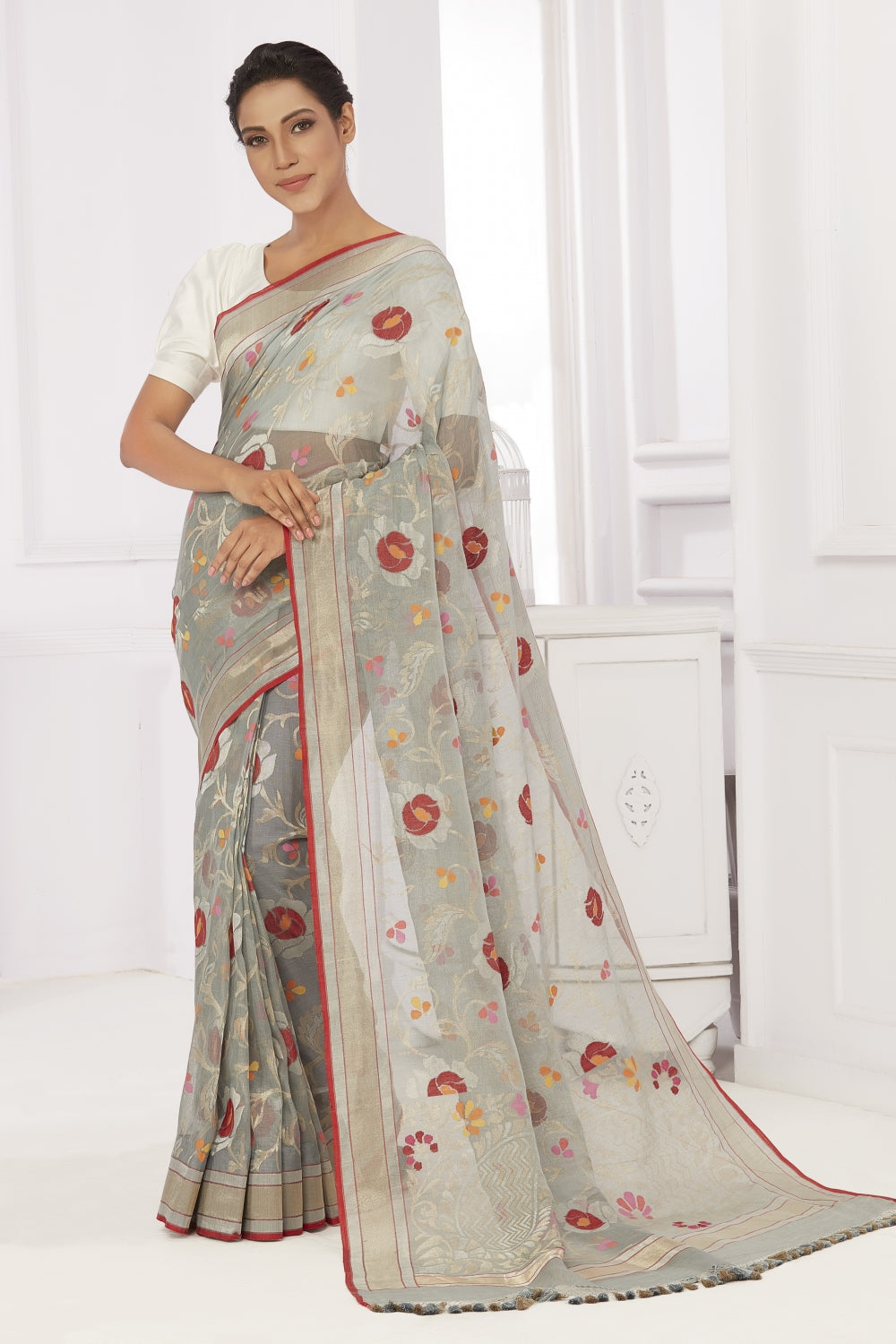 Banarasi Beauty Devam