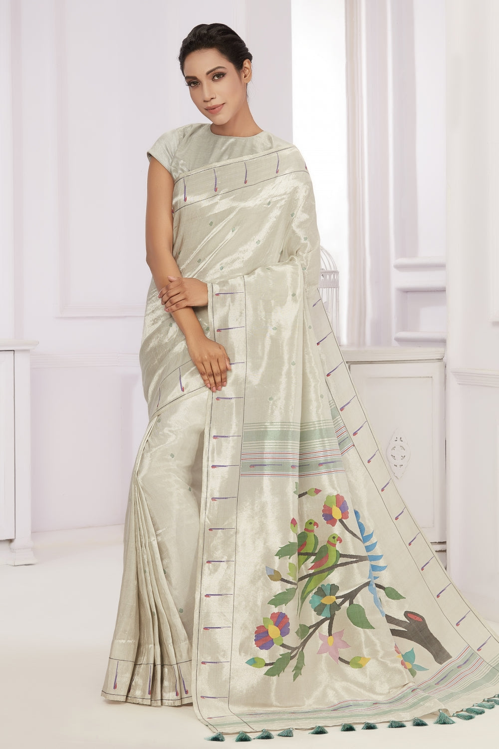Wrap Yourself in Ivory Devam