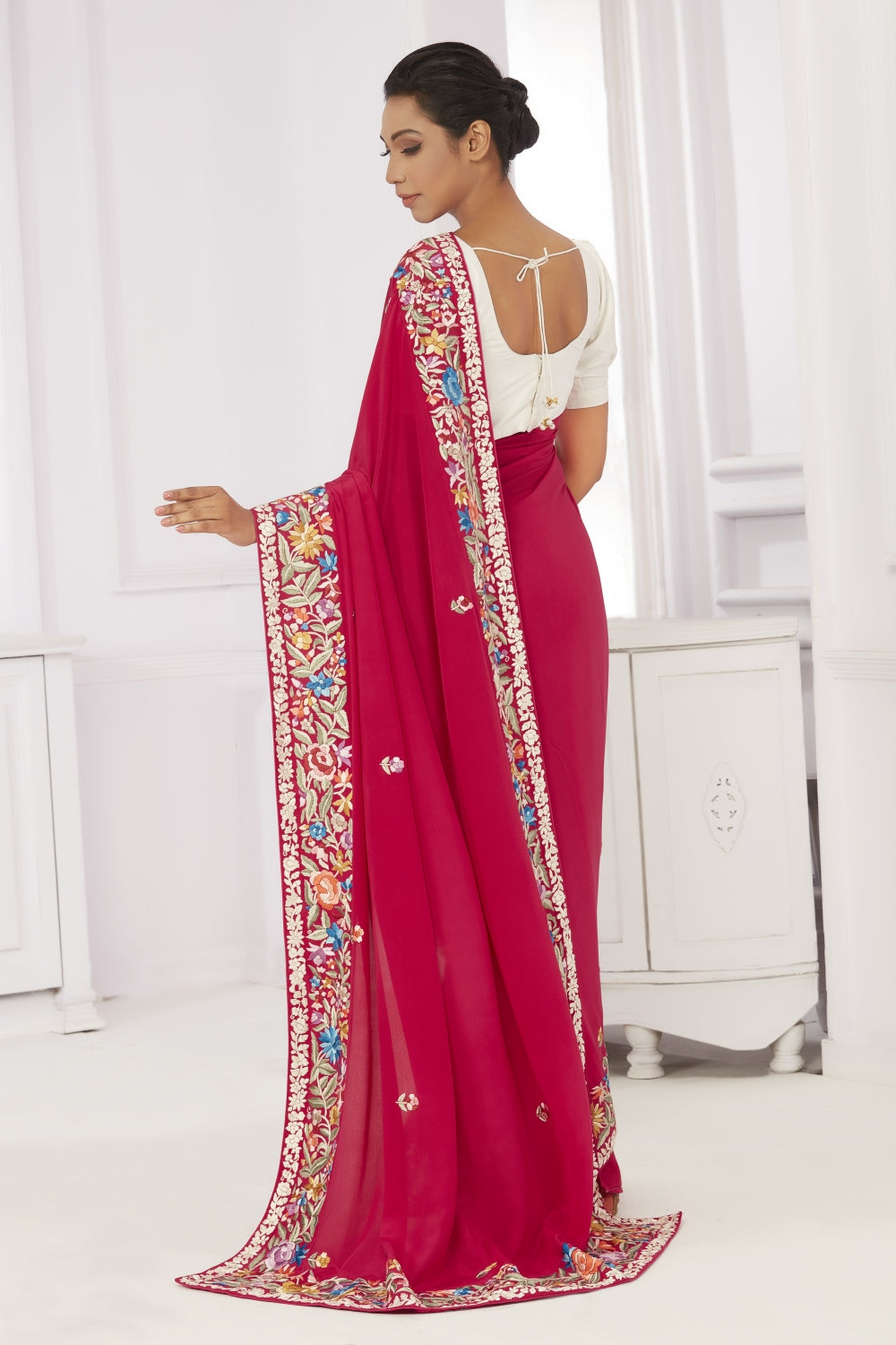 Detailed & Dazzling Devam